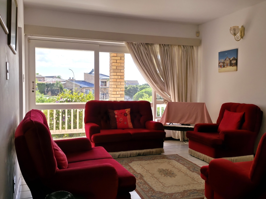 5 Bedroom Property for Sale in Wavecrest Eastern Cape